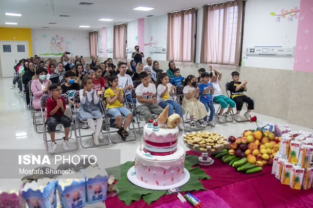 جشن قطع درمان ۳۰ کودک بهبود یافته سرطان در مازندران+عکس