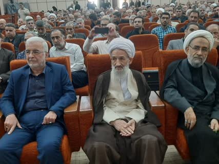 مسئولان با رفع مشکلات به تقویت امید در جامعه بپردازند