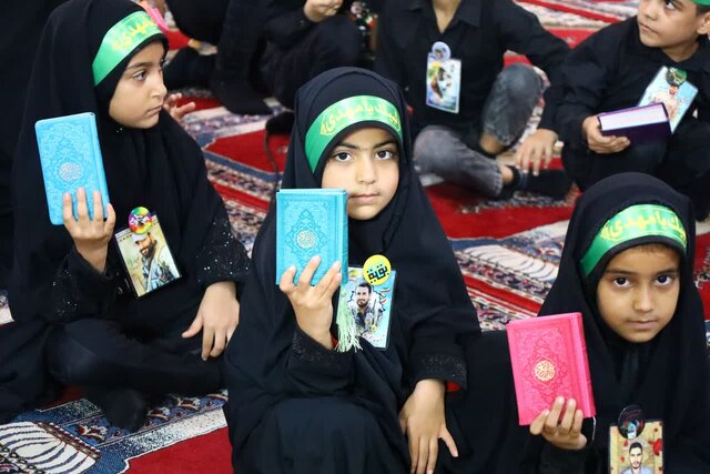 خدمات دولت به طور واقعی در جامعه تبیین شود