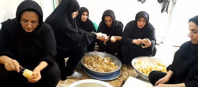 ویزیت رایگان روزانه ۷۰۰ زائر در موکب شهدای چالوس در نجف اشرف