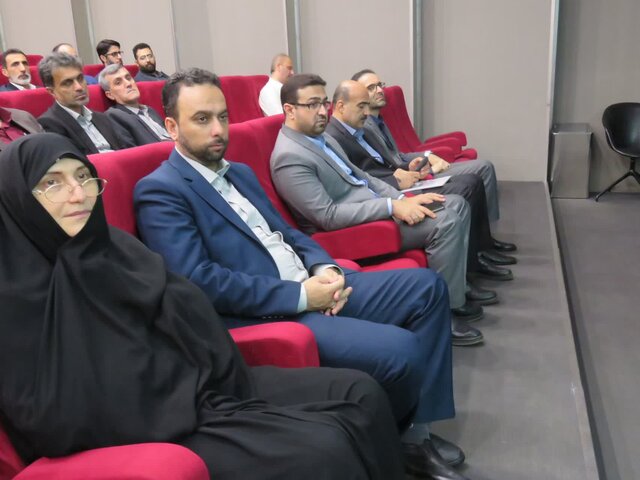 فرهنگ در اولویت کار مسئولان دستگاههای اجرایی قرار گیرد