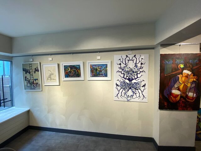 عکس آرشیوی است برپایی نمایشگاه نقاشی «هاستل کالچر» در یزد