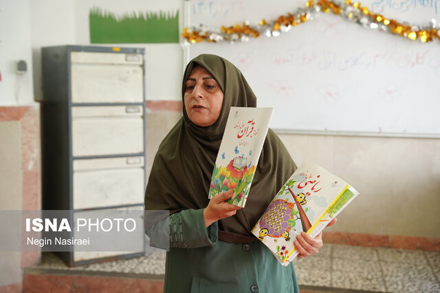 جشن شکوفهها در مدارس ابتدایی شهرستان بابل برگزار شد+تصویر