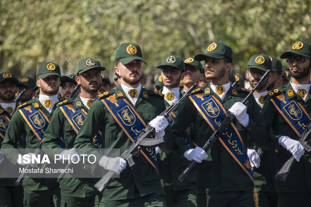 رژه نیروهای مسلح در مازندران برگزار شد