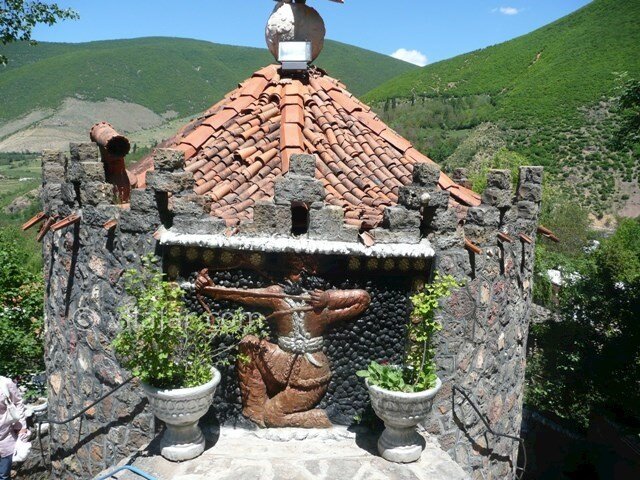 کندلوس، روستایی شانه به شانه تاریخ