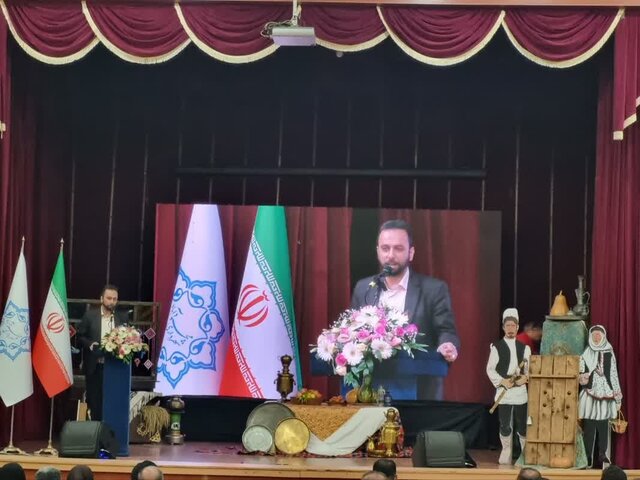 گویش محلی مهمترین مولفه در جشنواره قصهگویی مازندران "آسنی" است گویش محلی مهمترین مولفه در جشنواره قصهگویی مازندران "آسنی" است
