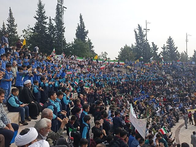 حضور پرشور مردم ساری در راهپیمایی ۱۳ آبان