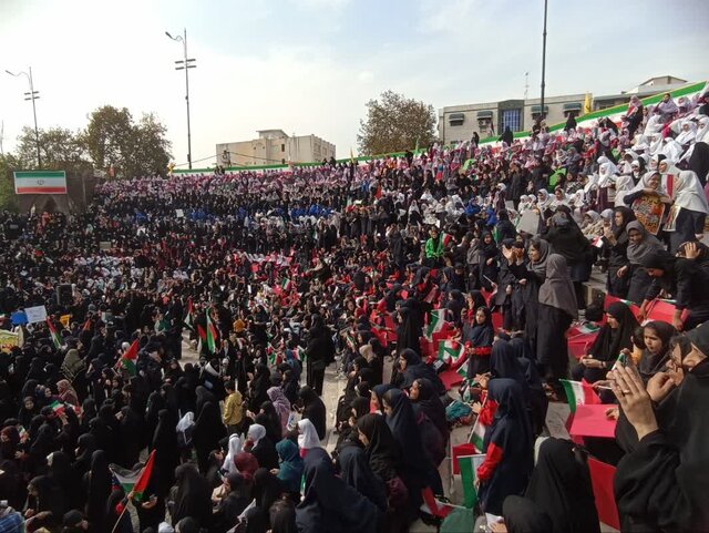 حضور پرشور مردم ساری در راهپیمایی ۱۳ آبان