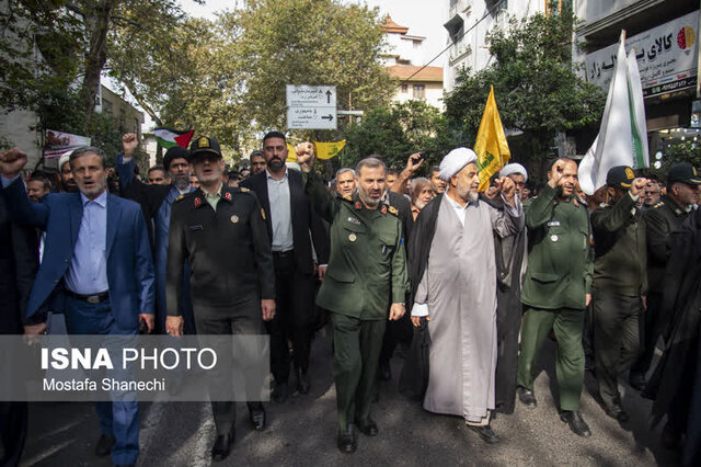 یومالله ۱۳ آبان یادآور خیزش ملت و جوانان غیور و ولایت مدار ایران اسلامی