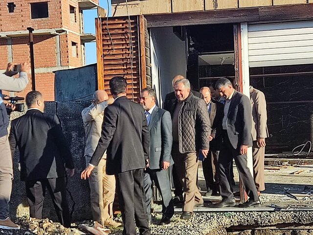 بازدید ویزر کشور از مناطق سیل زده مازندران/رفع مشکلات سیل زدگان در دستور کار دولت سیزدهم