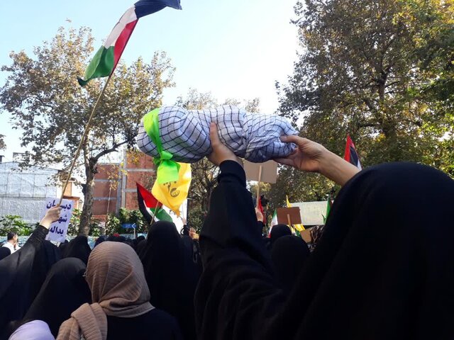 اجتماع باشکوه مردم ساری در حمایت از مردم غزه و محکومیت جنایتهای رژیم صهیونیستی