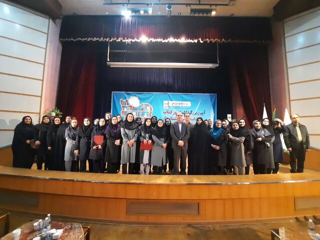 مازندران نیازمند کتابخانه سیار است/ارائه ۶۰ نوع خدمت در کتابخانهها