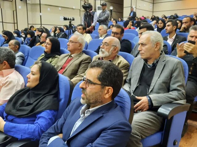 همایش تجلیل از خادمان نشر و فعالان حوزه کتاب و کتابخوانی در ساری برگزار شد