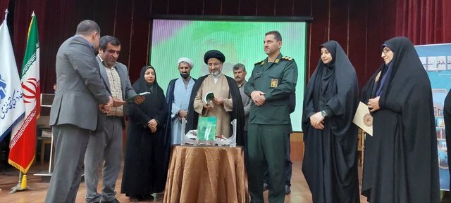 تغییر الگوی نسل جدید جامعه از سر ناآگاهی است