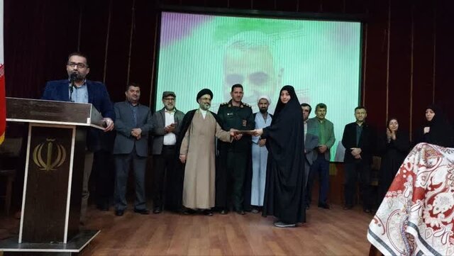 تغییر الگوی نسل جدید جامعه از سر ناآگاهی است