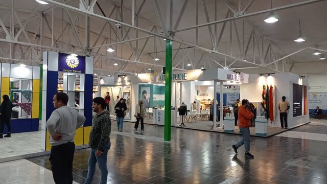 نخستین نمایشگاه توسعه صنعت نساجی و پوشاک در مازندران برپا شد