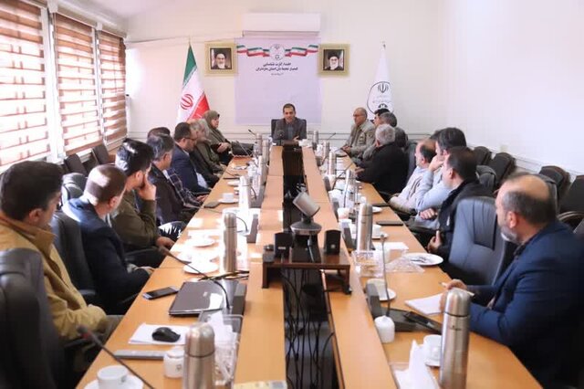 اهداء کارت شناسایی به همیاران محیطبان مازندران