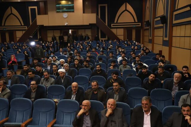 روز دانشجو معیار ارزیابی نفرت از حکومت استبدادی و مستکبران عالم است