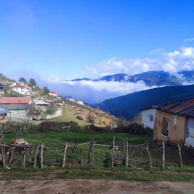 گورستان تاریخی و قلعه ساسانی پیشینه تاریخی ۱۳۰۰ ساله "سنگنو" مازندران است