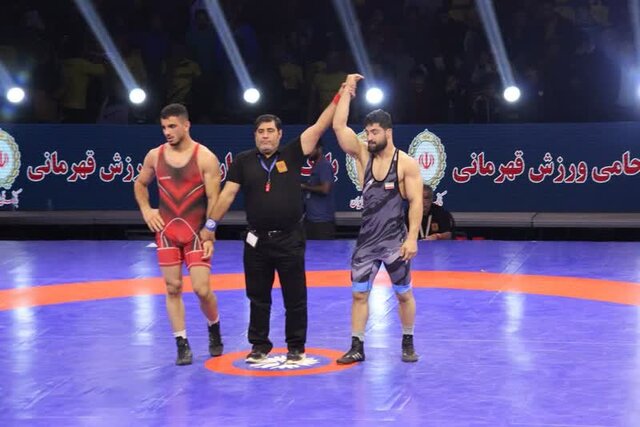فینالیستهای سه وزن دوم مسابقات کشتی آزاد بزرگسالان کشور مشخص شد