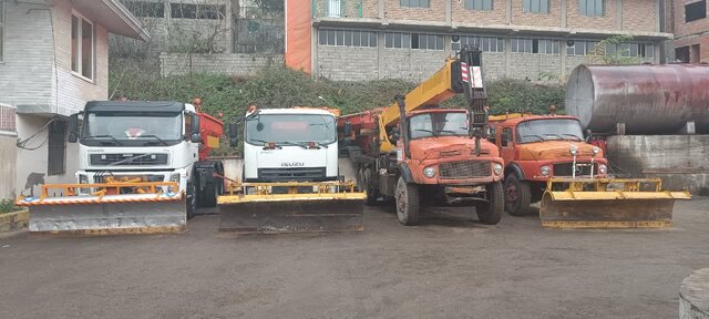 آماده باش راهداران در جادههای زمستانی سوادکوه