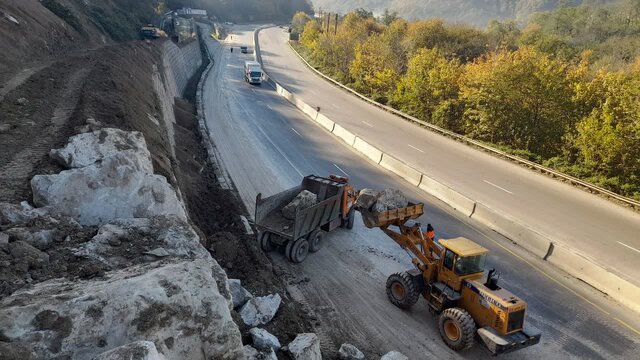 آماده باش راهداران در جادههای زمستانی سوادکوه