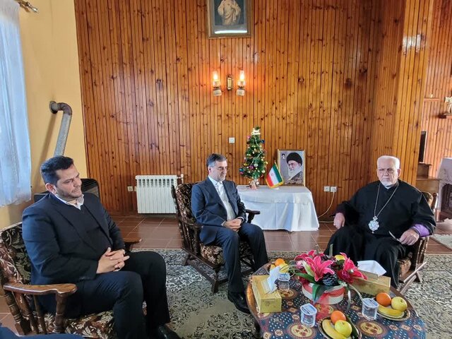 دیدار استاندار مازندران با رییس شورای خلیفهگری ارامنه کاتولیک ایران در شهرستان نور