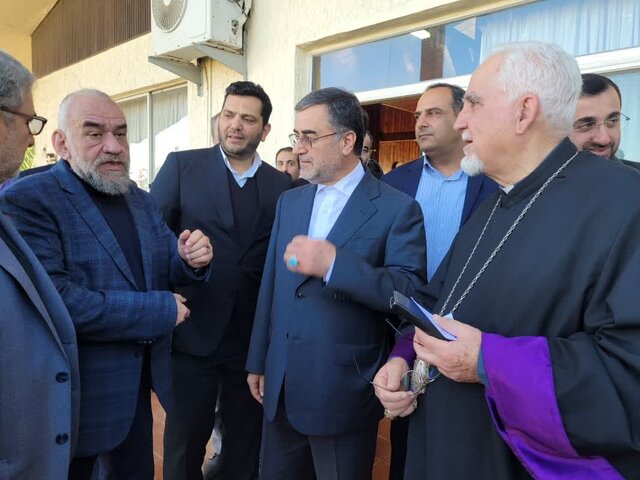 دیدار استاندار مازندران با رییس شورای خلیفهگری ارامنه کاتولیک ایران در شهرستان نور