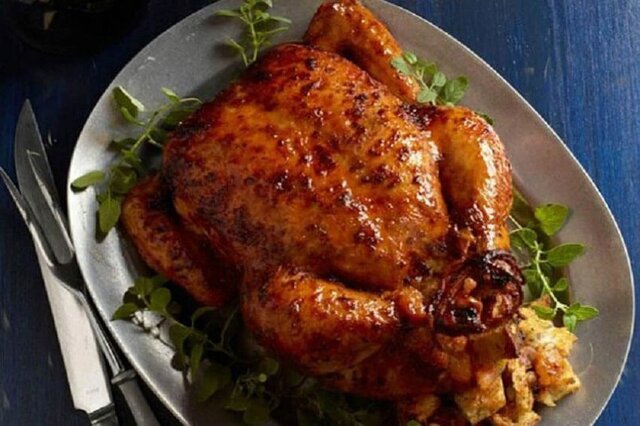 دورهمیِ بانوان آملی با طعم غذاهای سنتی