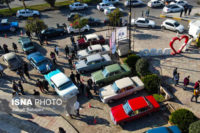 نمایش خودروهای کلاسیک در شهرستان بابل +تصاویر