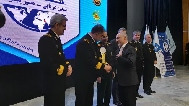 دریا زمینهساز رشد علمی و فناوری است