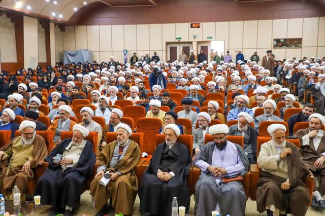 مجلس قوی با پشتوانه مردمی شکل میگیرد