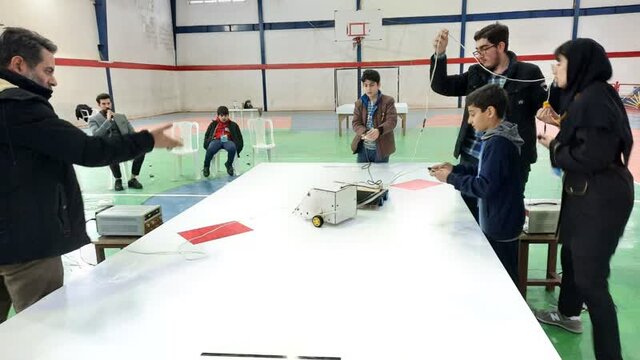 برترینهای مسابقات رباتیک دانش آموزی در شهرستان آمل معرفی شدند