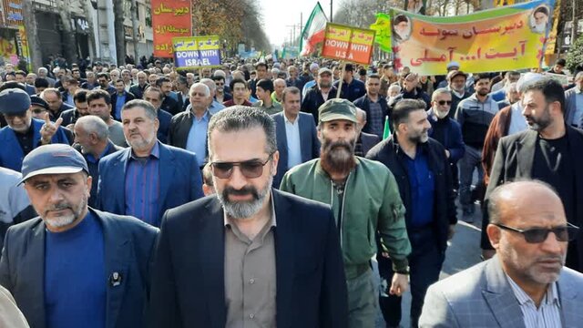 حضور مردم دیار هزار سنگر در جشن پیروزی انقلاب