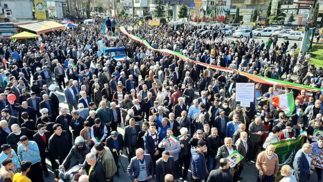 حضور مردم دیار هزار سنگر در جشن پیروزی انقلاب