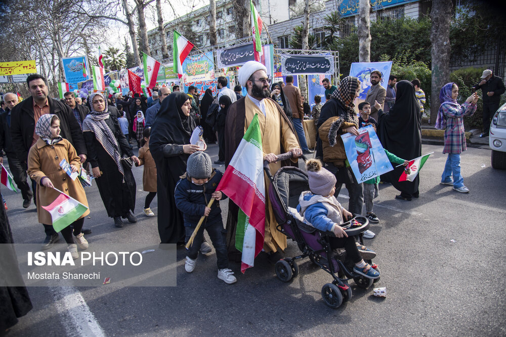 گزارش تصویری راهپیمایی ۲۲ بهمن ساری