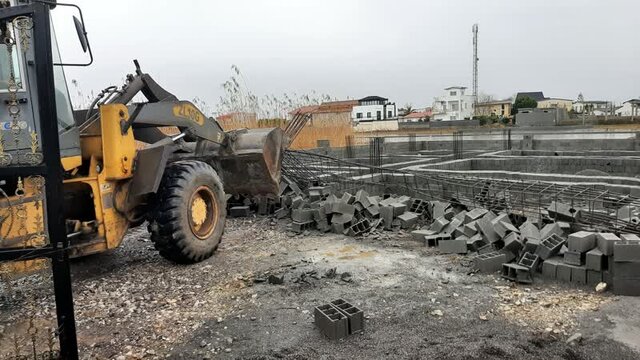 ۲۱ تغییر کاربری غیرمجاز در محمودآباد قلع و قمع شد