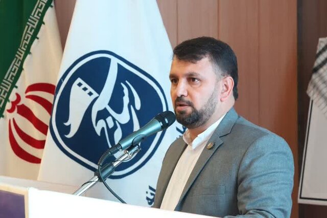 سپاه در خدمترسانی به مردم پرچمداری میکند