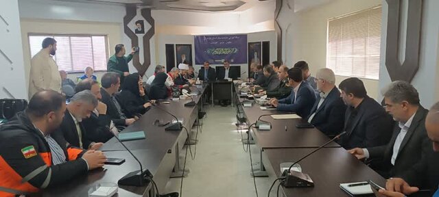 فرمانداران به تشخیص خود مجوز فعالیت به رستورانها بدهند