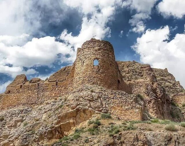 شهرستان نور با ۲۰ مکان گردشگری پذیرای مهمانان نوروزی است شهرستان نور با ۲۰ مکان گردشگری پذیرای مهمانان نوروزی است