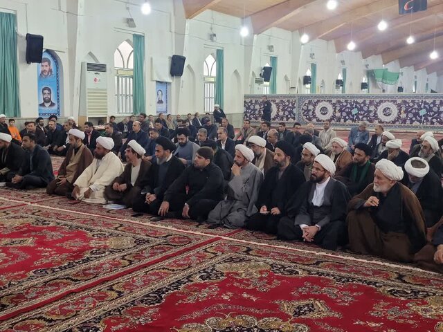 ضرورت جذب سرمایه گذار و تولید مازاد در حوزههای کشاورزی، صنعت و توریسم