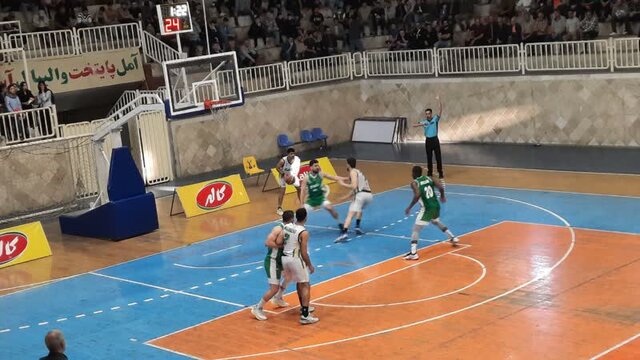 کاله مازندران، ذوب آهن را در بازی سوم ۱۰۰ تایی کرد