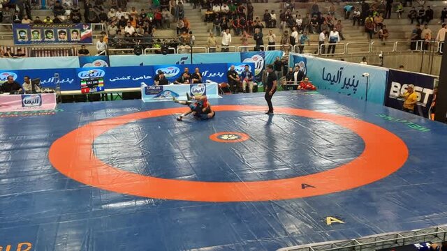 قهرمانان پنج وزن دوم مسابقات بینالمللی کشتی جام موحد مشخص شدند