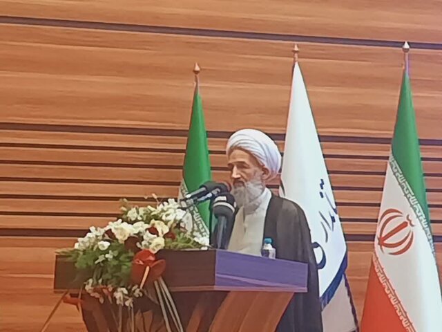 مدیر بومی گاه با معضلات متفاوتی مواجه است مدیر بومی گاه با معضلات متفاوتی مواجه است