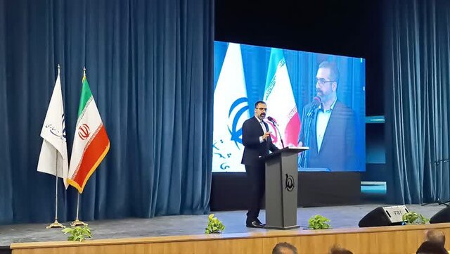 شوراها در تحول دیپلماسی اقتصادی باید نقش آفرین باشند