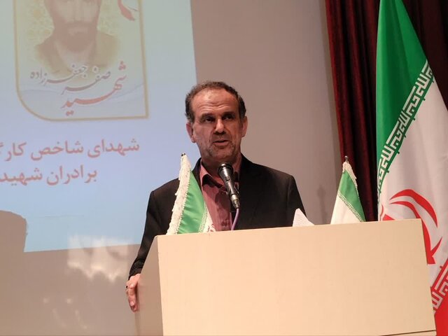 تاکید بر ضرورت وضع قوانین به نفع کارگران