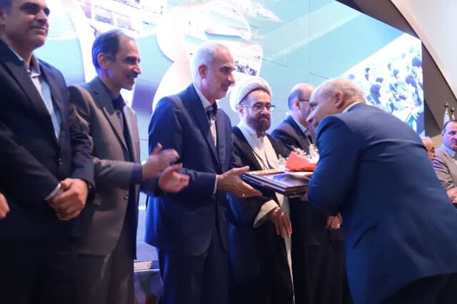 خیران مدرسهساز مروج فرهنگ مشارکت اجتماعی هستند خیران مدرسهساز مروج فرهنگ مشارکت اجتماعی هستند