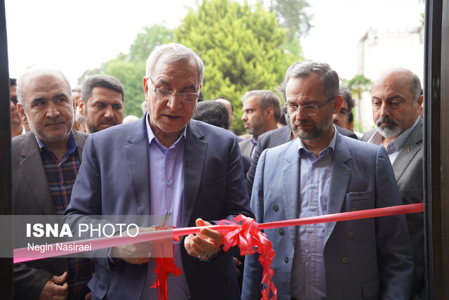 وزیر بهداشت: درمان رایگان کودکان زیر ۷ سال/ بیماران سرطانی رایگان درمان میشوند