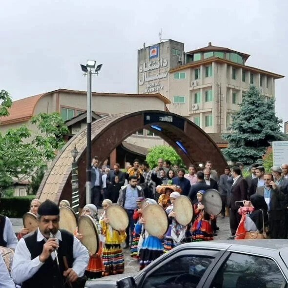 مادرمه مازنیها در راه یونسکو