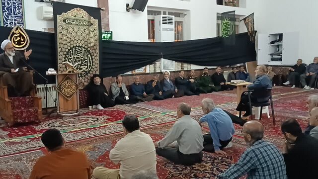 تاثیر عظمت روح امام و شهدا بر نوجوانان بی بدیل است